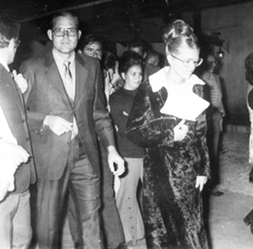 Mom and Dad: 1971, Durango, Mexico, the movie star jet-set years.